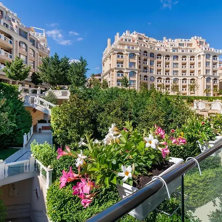 Magnifica La Golden Sands